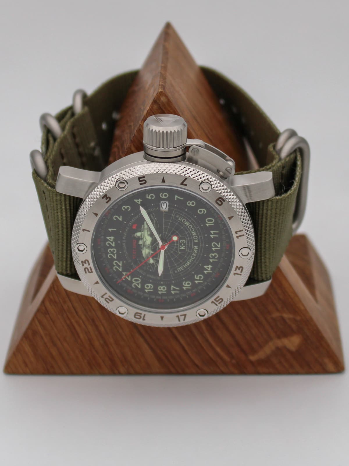 Часы К-3 "Ленинский комсомол" кварцевые (Ronda 515.24H) Q47.152.21