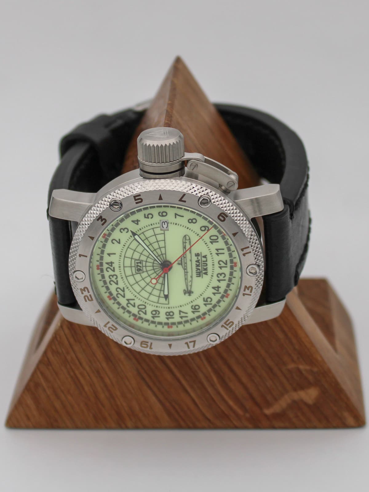 Часы 971 / Щука-Б (Akula) кварцевые (Ronda 515.24H) Q47.061.01