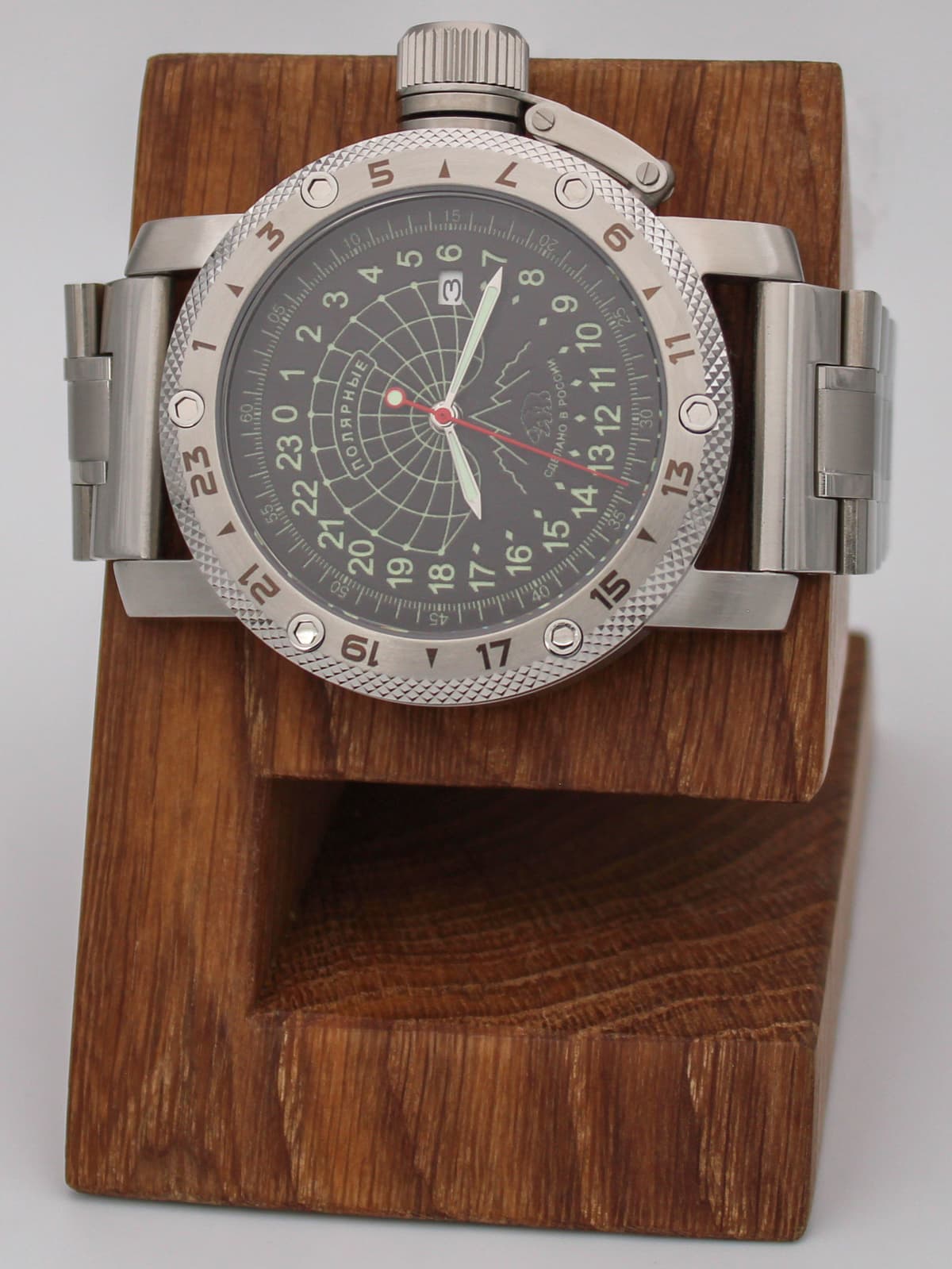 Часы Полярные кварцевые (Ronda 515.24H) Q47.133.2