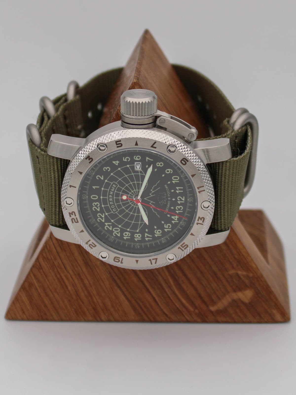 Часы Полярные кварцевые (Ronda 515.24H) Q47.133.21