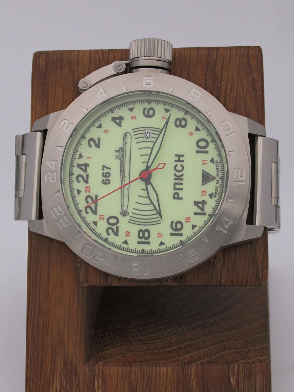 Часы 667 РПКСН кварцевые (Ronda 515.24H) Q52.038.2