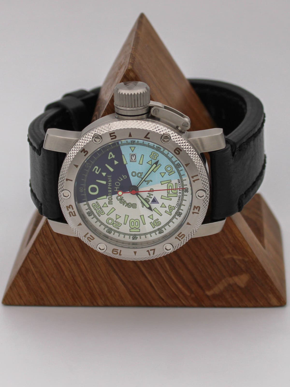 Часы Полярные кварцевые (Ronda 515.24H) Q47.204.01