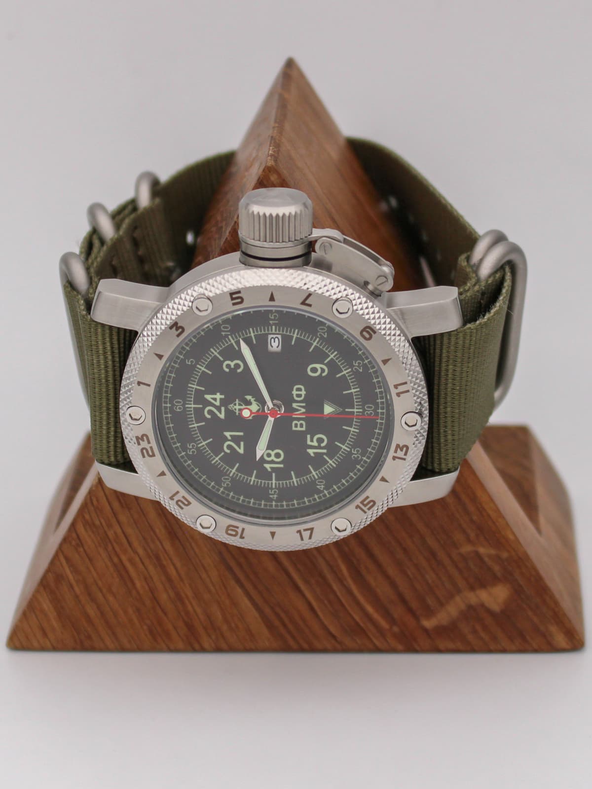 Часы ВМФ кварцевые (Ronda 515.24H) Q47.060.21