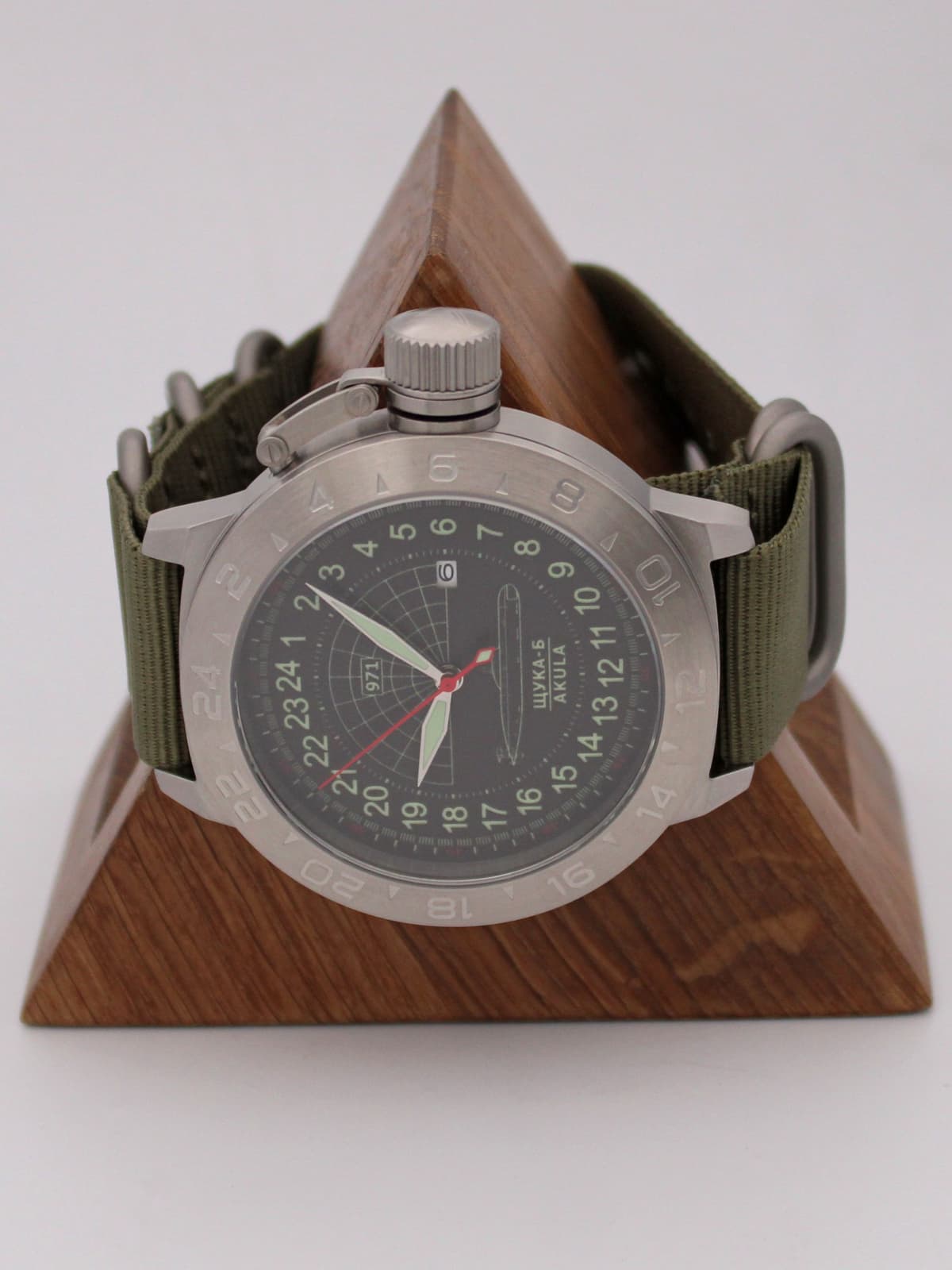 Часы 971 / Щука-Б (Akula) кварцевые (Ronda 515.24H) Q52.063.21