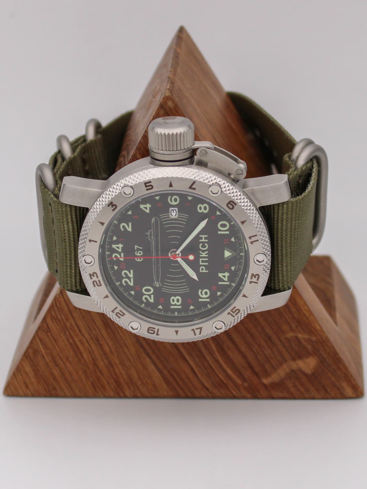 Часы 667 РПКСН кварцевые (Ronda 515.24H) Q47.039.21