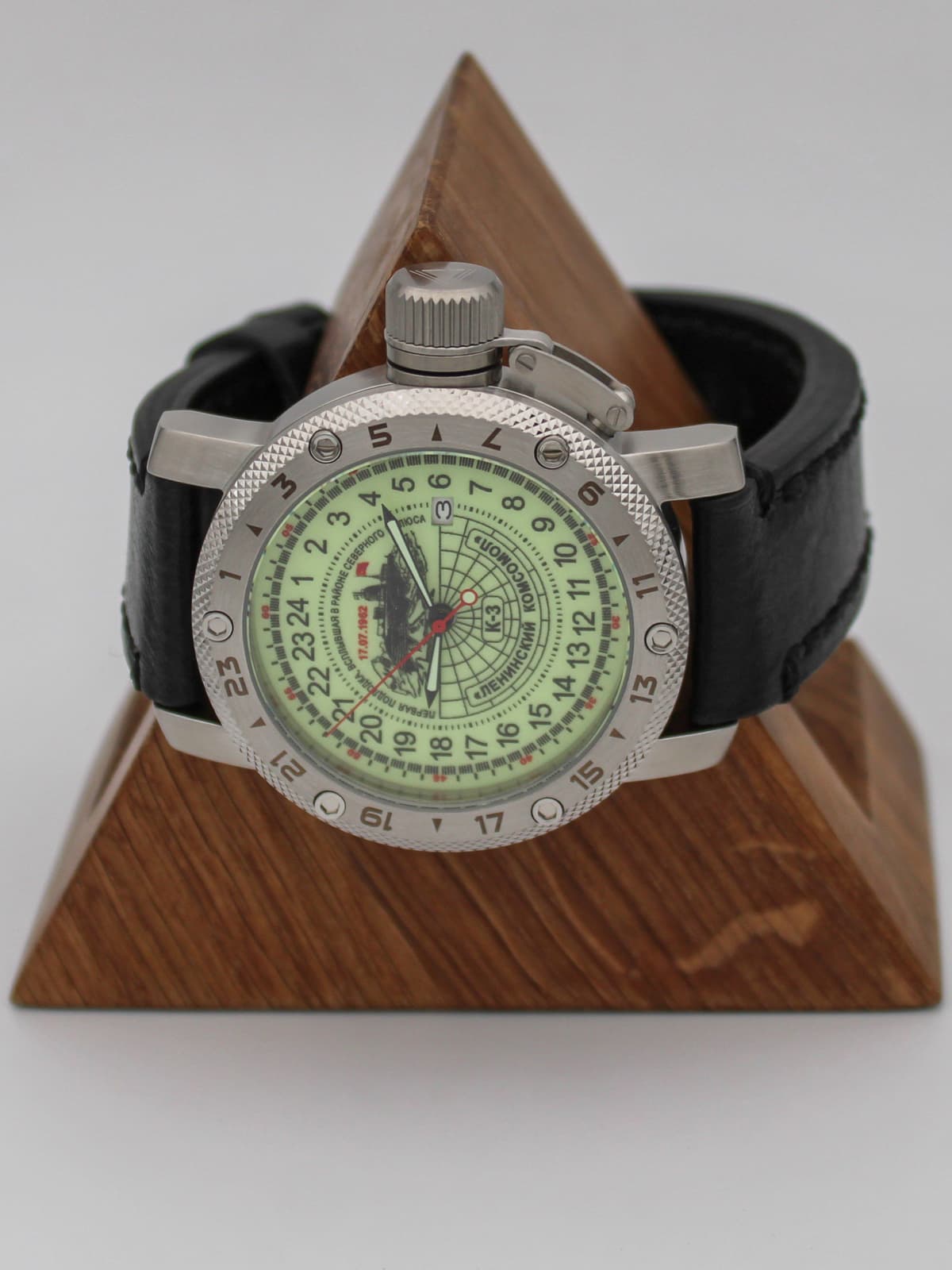 Часы К-3 "Ленинский комсомол" кварцевые (Ronda 515.24H) Q47.150.01