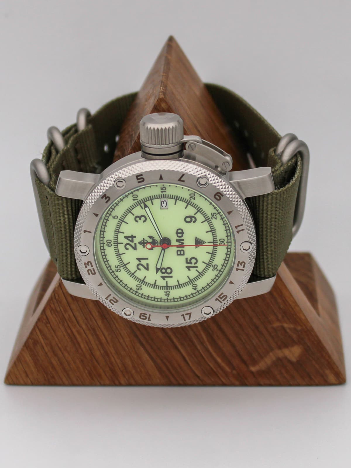 Часы ВМФ кварцевые (Ronda 515.24H) Q47.030.21